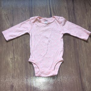 🎊 NWOT Carter’s Long Sleeve Onesie